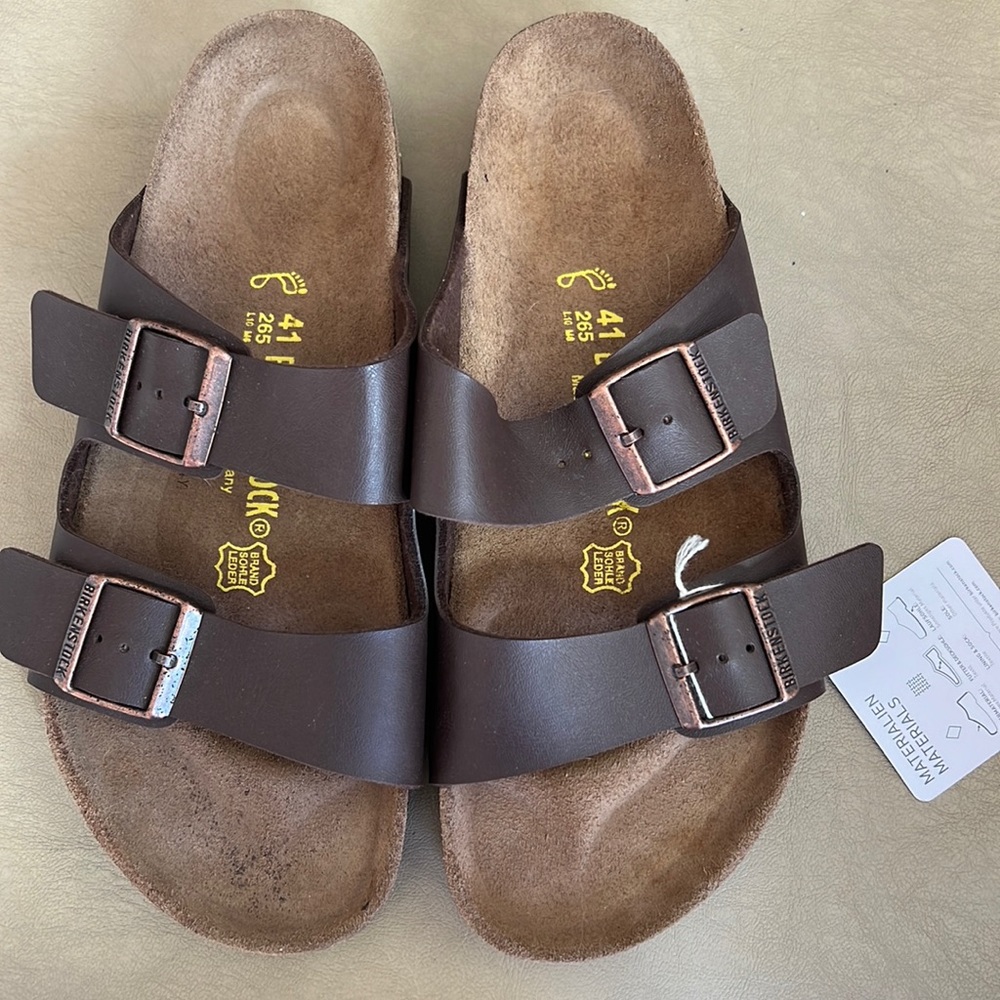 Birkenstock Arizona NWT smooth brown leather size 41 ladies 10 men’s eight